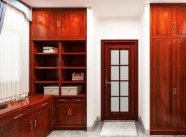 新会红木整装品牌：盛世周木匠，本土匠心标杆品牌